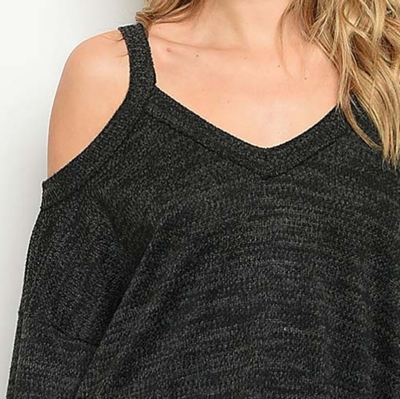 UNIQUE Extra Soft Open Shoulder Blouse Sweater - Picture 6 of 9